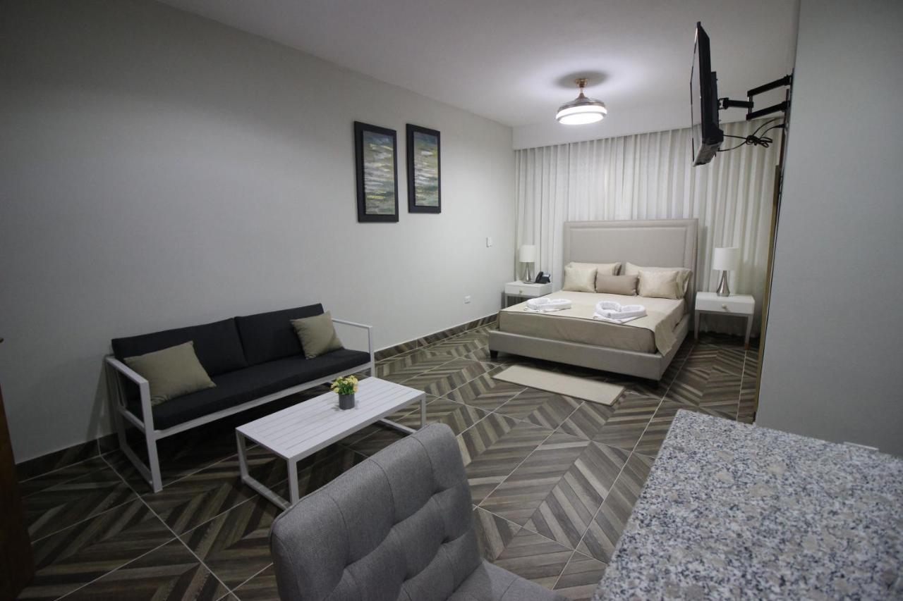 Hotel Monarca Игуэй Экстерьер фото