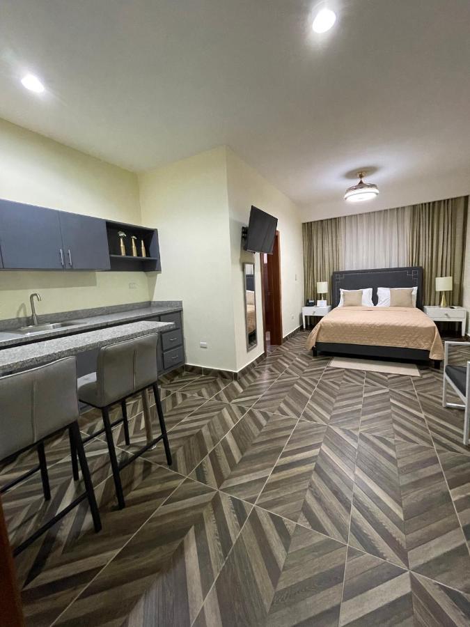 Hotel Monarca Игуэй Экстерьер фото