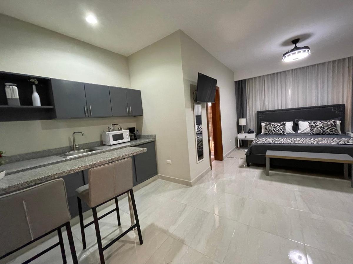 Hotel Monarca Игуэй Экстерьер фото