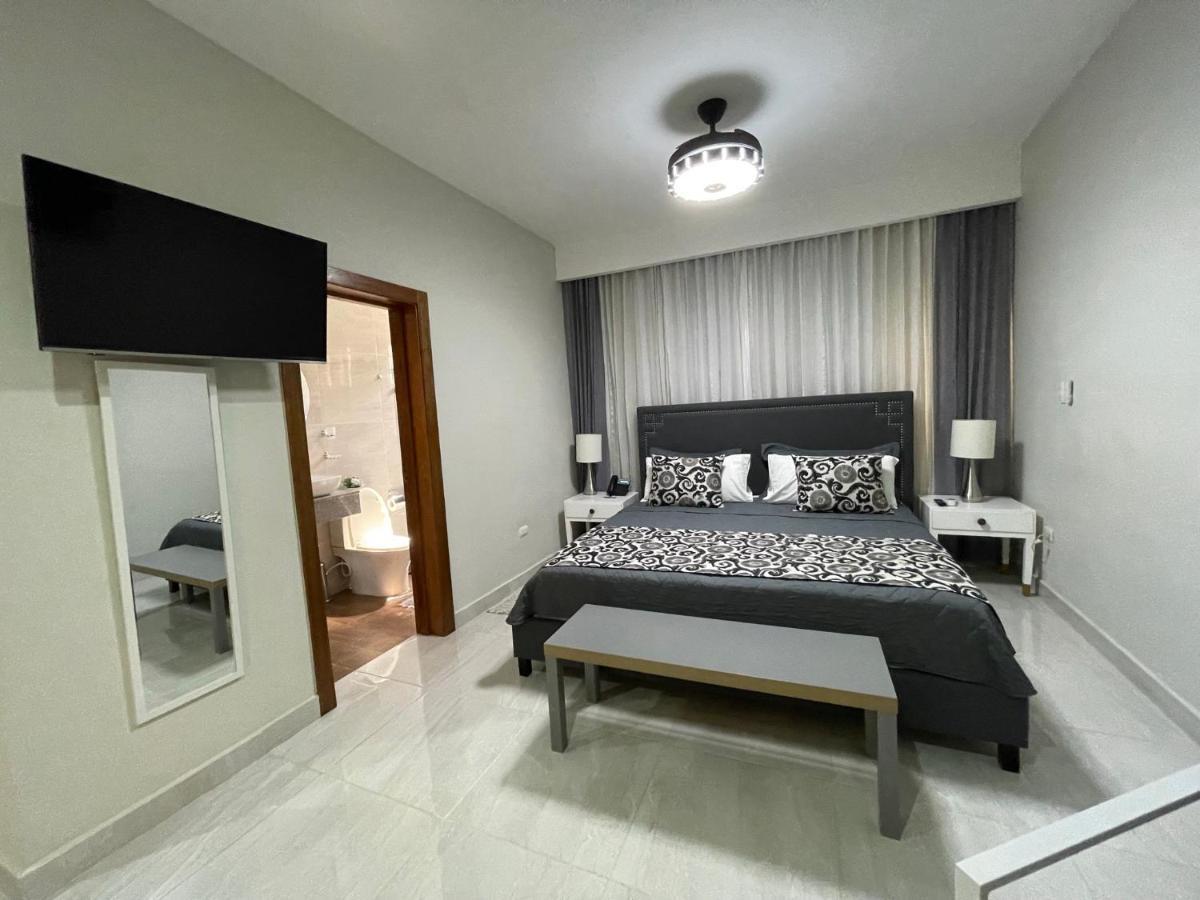Hotel Monarca Игуэй Экстерьер фото