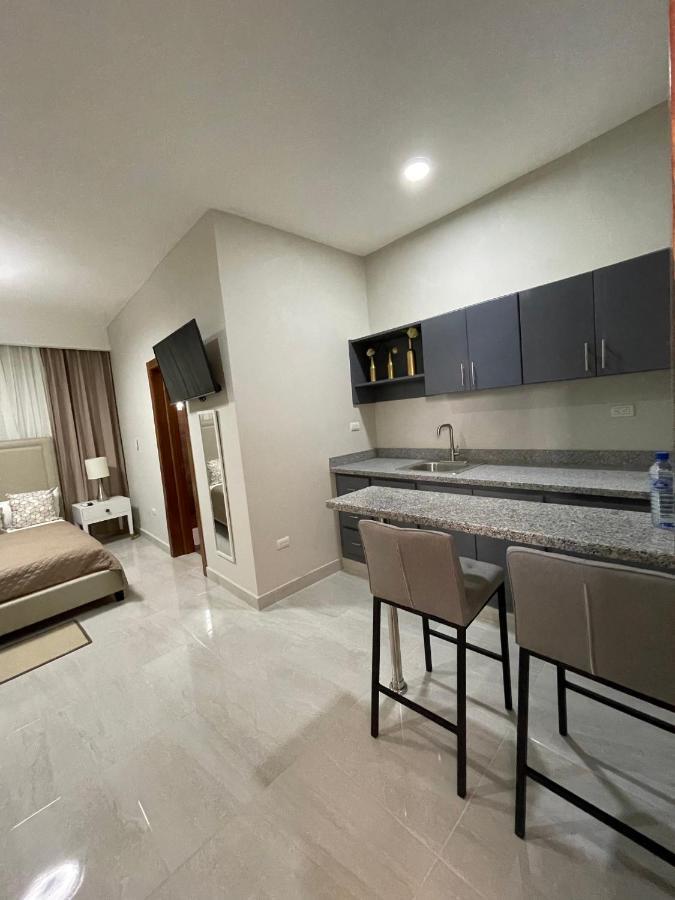 Hotel Monarca Игуэй Экстерьер фото