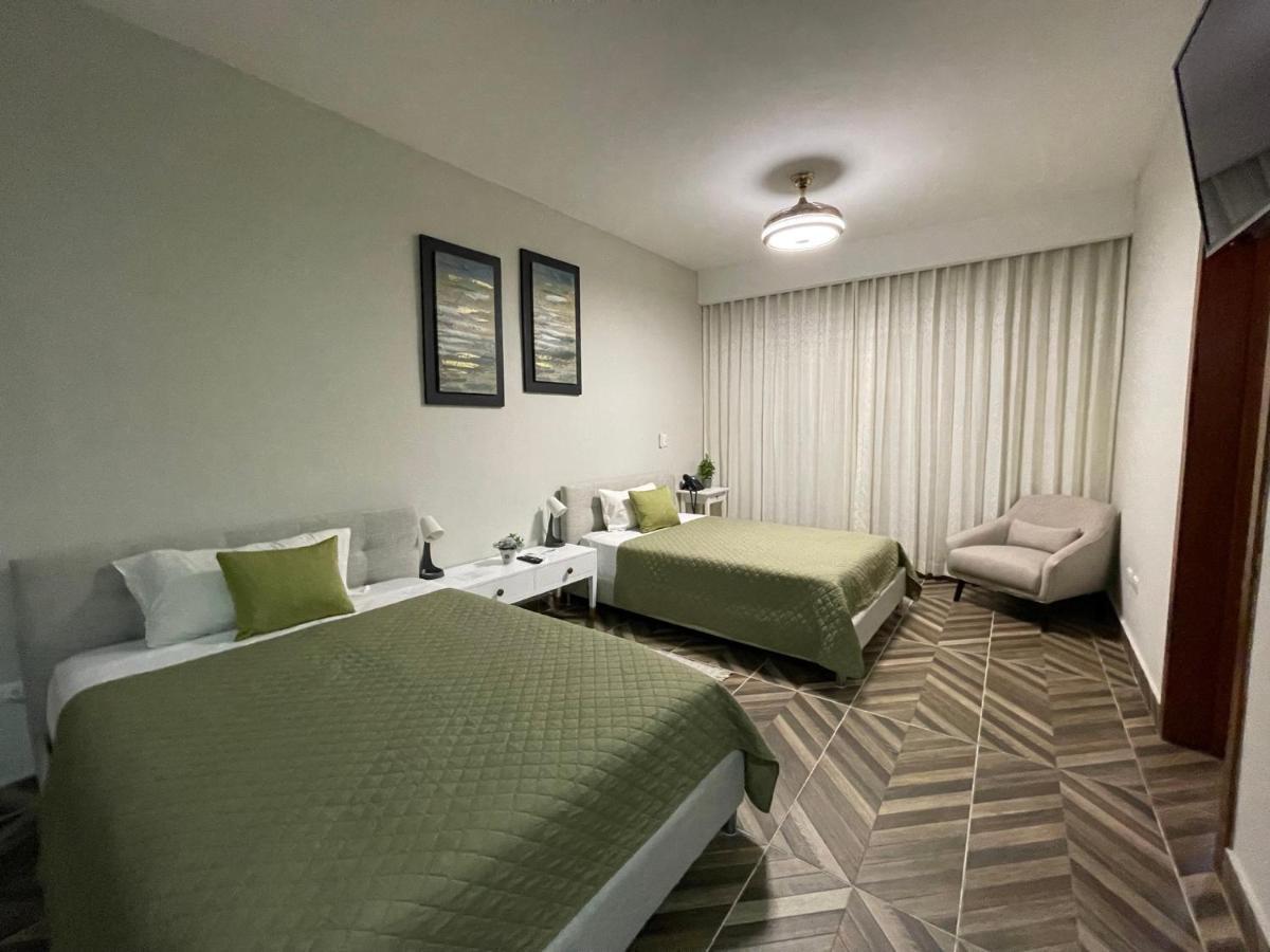 Hotel Monarca Игуэй Экстерьер фото