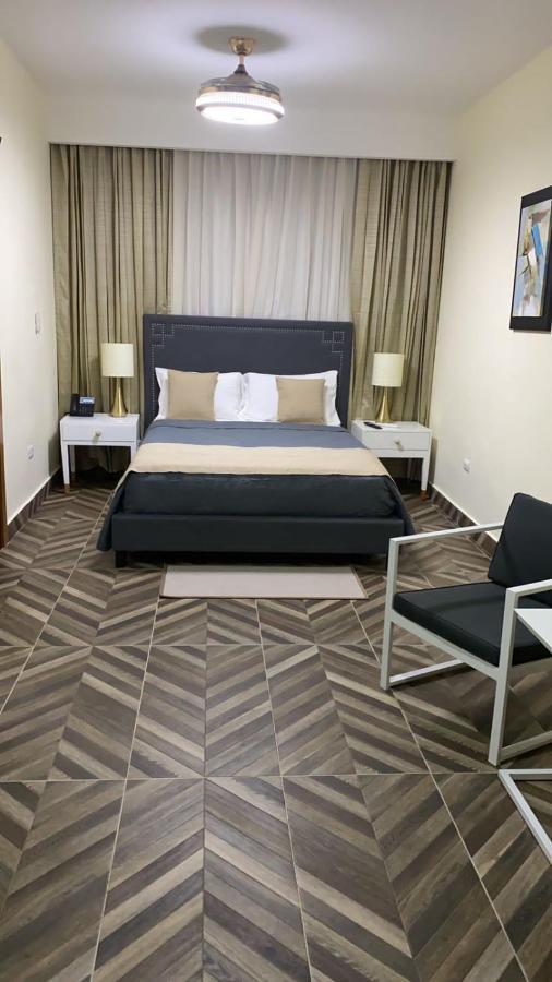 Hotel Monarca Игуэй Экстерьер фото
