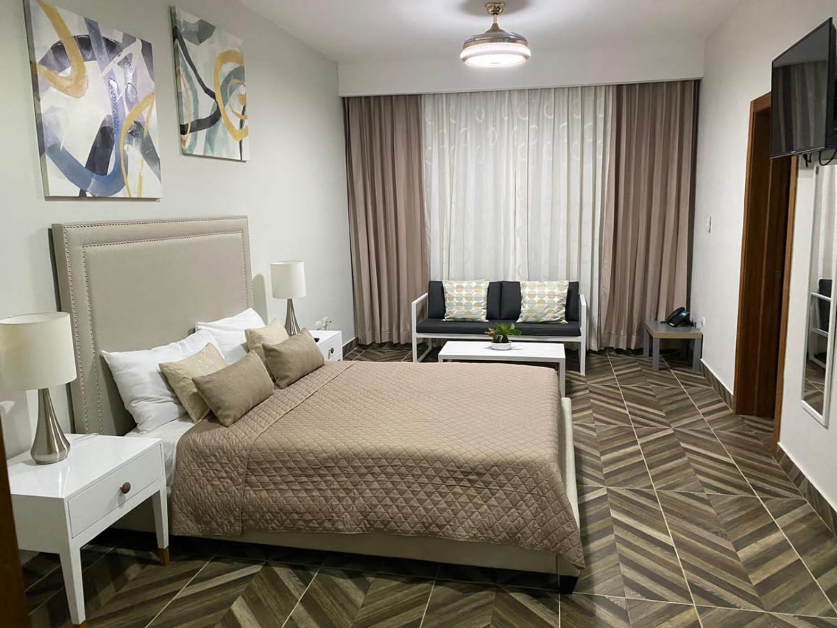 Hotel Monarca Игуэй Экстерьер фото