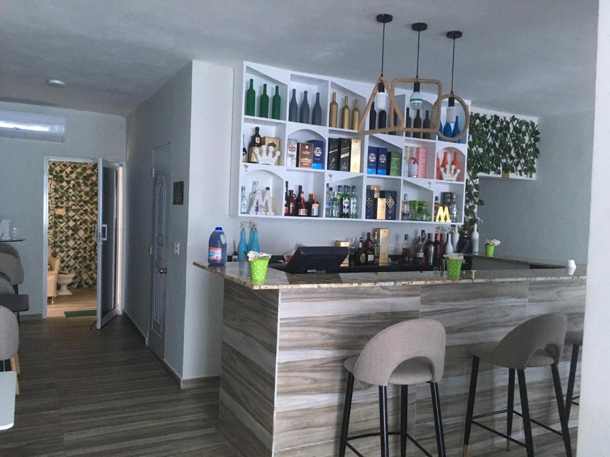 Hotel Monarca Игуэй Экстерьер фото