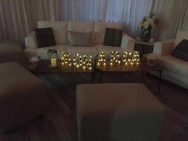Hotel Monarca Игуэй Экстерьер фото