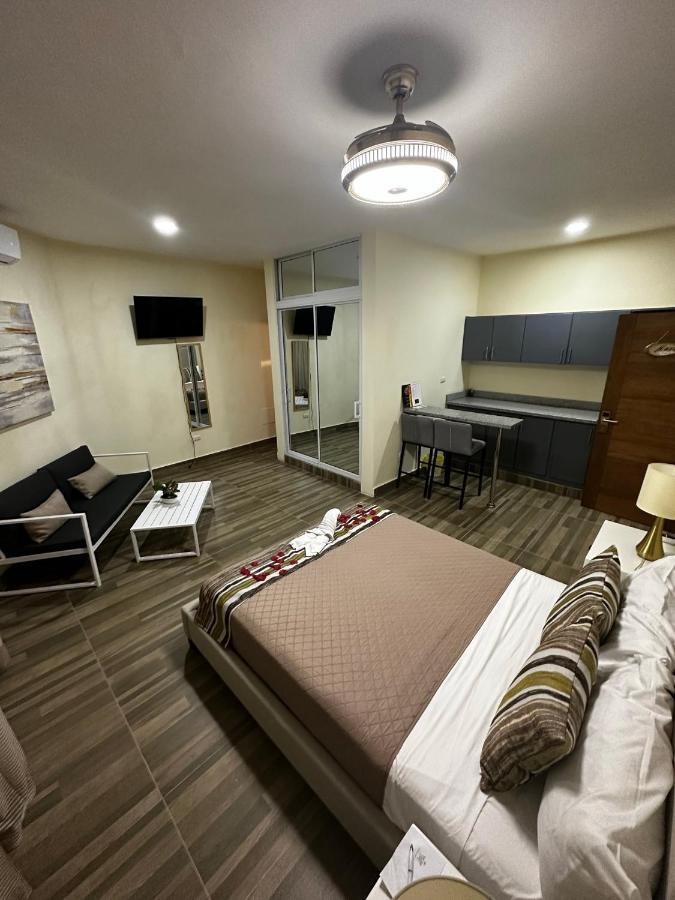 Hotel Monarca Игуэй Экстерьер фото
