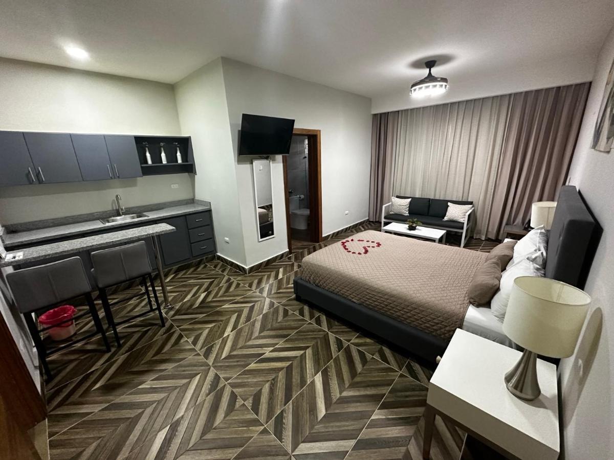 Hotel Monarca Игуэй Экстерьер фото