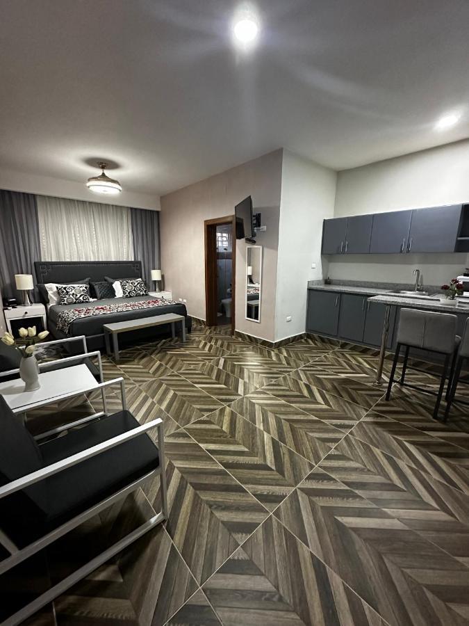 Hotel Monarca Игуэй Экстерьер фото