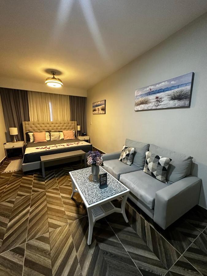 Hotel Monarca Игуэй Экстерьер фото