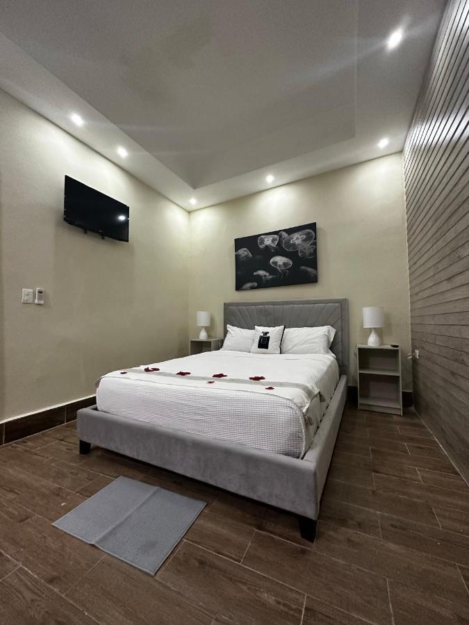 Hotel Monarca Игуэй Экстерьер фото