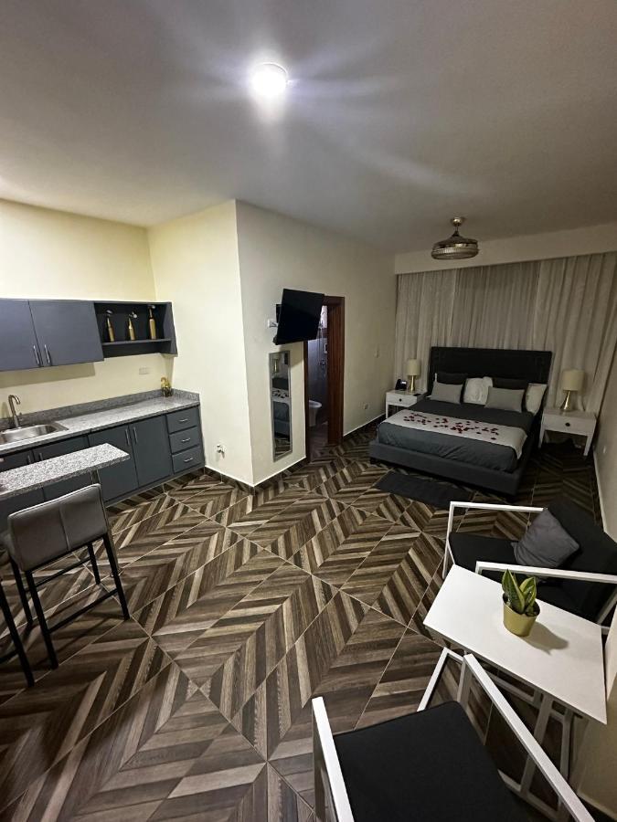 Hotel Monarca Игуэй Экстерьер фото